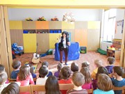 Pohádka Malenka krásná panenka